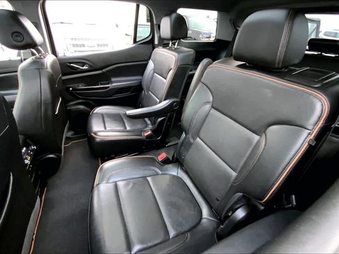 Used 2023 GMC Acadia AT4 w/ Technology Package image 19