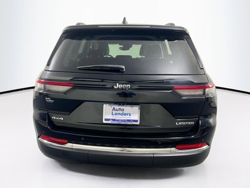 Used 2023 Jeep Grand Cherokee Limited AWD/4WD image 6