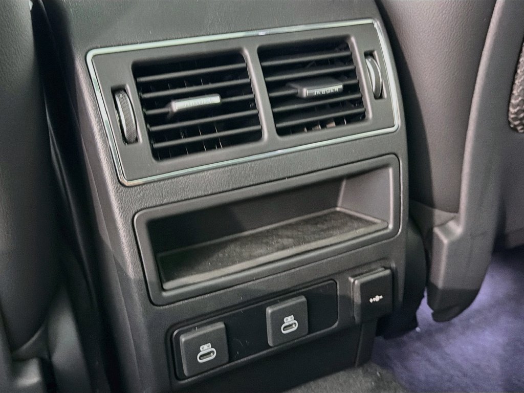 New 2026 Jaguar F-PACE R-Dynamic S AWD/4WD image 27