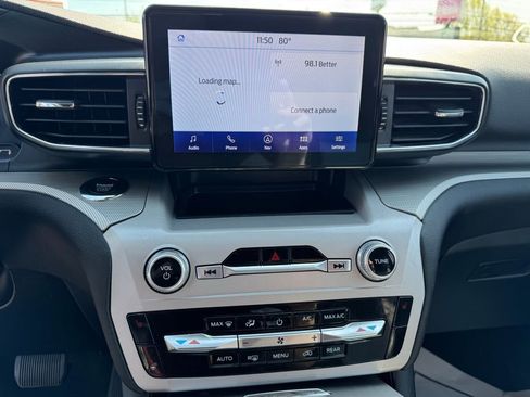 Used 2023 Ford Explorer XLT w/ Equipment Group 202A image 20
