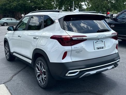 Used 2022 Kia Seltos SX w/ Sunroof Package AWD/4WD image 5