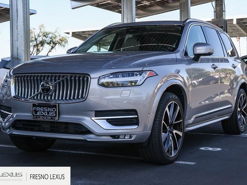 Used 2024 Volvo XC90 B6 Plus AWD/4WD image 3