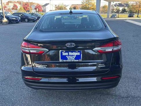 Used 2020 Ford Fusion SEL image 5