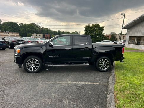 Used 2021 GMC Canyon Denali AWD/4WD image 3