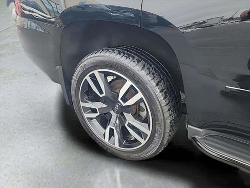 Used 2018 Chevrolet Tahoe Premier image 37