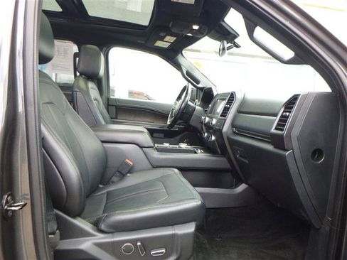 Used 2018 Ford Expedition Max Limited w/ Equipment Group 302A AWD/4WD image 14