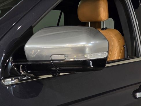 Used 2022 Ford Expedition Platinum image 14