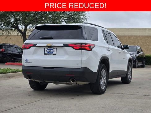 Used 2022 Chevrolet Traverse LT FWD image 8