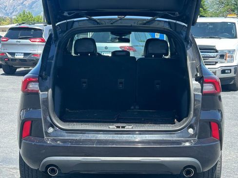 Used 2023 Ford Escape ST-Line AWD/4WD image 30