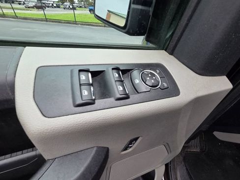 Used 2018 Ford F150 XL w/ Equipment Group 101A Mid RWD image 11