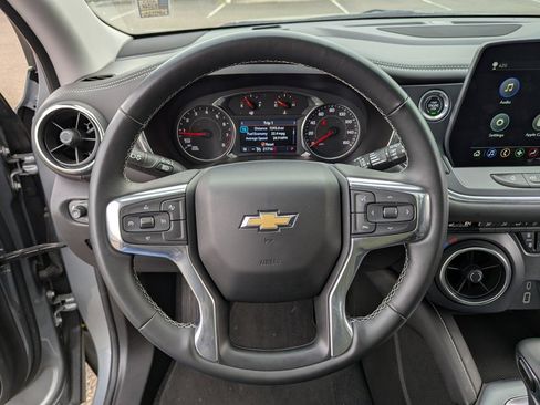 Used 2024 Chevrolet Blazer LT image 13