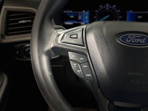 Used 2022 Ford Edge SE w/ Black Appearance Package AWD/4WD image 20