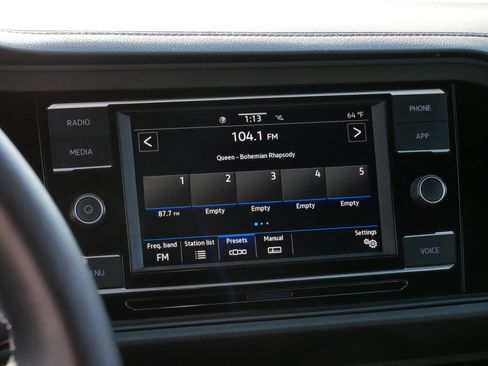 Certified 2024 Volkswagen Jetta Sport image 22