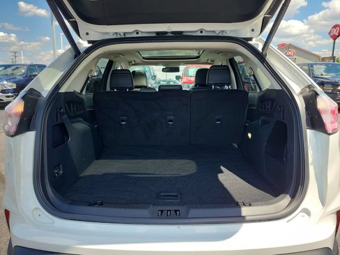 Certified 2024 Ford Edge SEL w/ Convenience Package AWD/4WD image 10