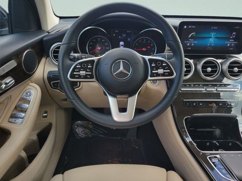 Certified 2022 Mercedes-Benz GLC 300 image 13