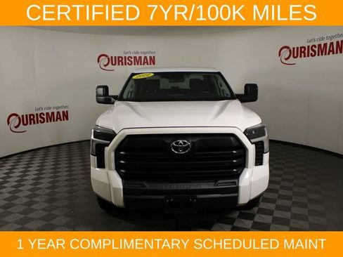 Used 2022 Toyota Tundra SR5 w/ SR5 Convenience Package AWD/4WD image 12