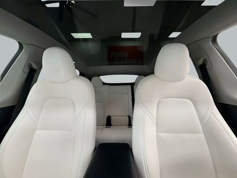 Used 2022 Tesla Model Y Performance AWD/4WD image 14