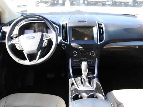 Used 2017 Ford Edge SEL w/ Equipment Group 201A FWD image 8