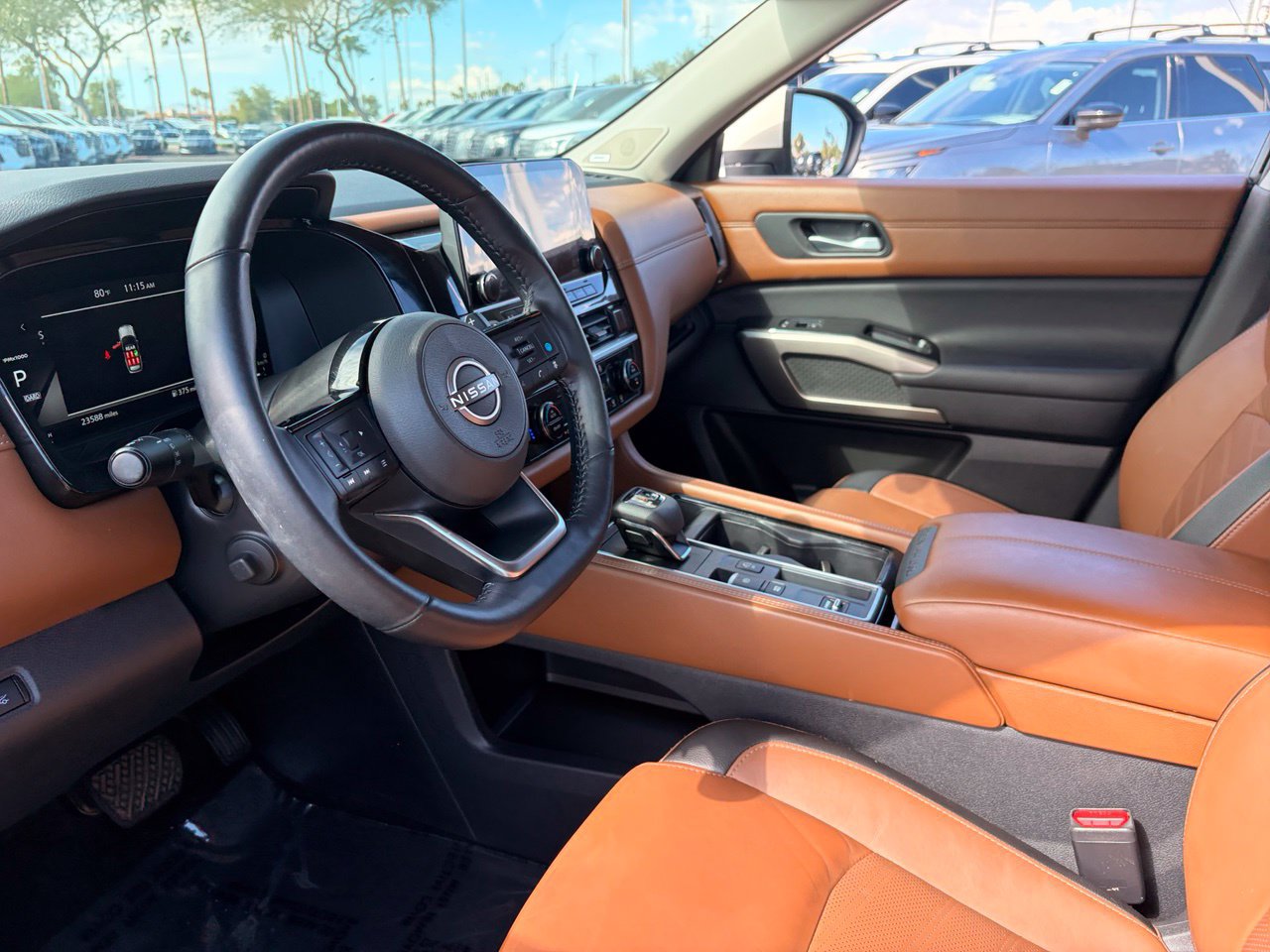 Certified 2024 Nissan Pathfinder Platinum w/ Cargo Package FWD image 17