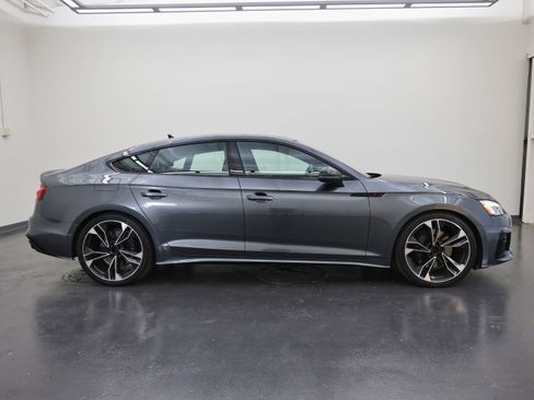 Used 2023 Audi S5 Prestige image 2