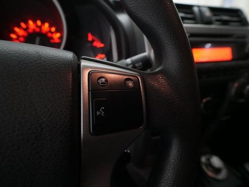 Used 2013 Toyota 4Runner SR5 image 18