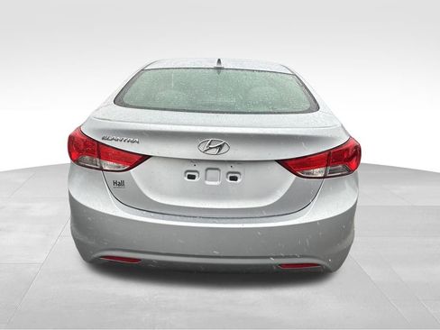 Used 2012 Hyundai Elantra GLS w/ Preferred Pkg 3 image 4