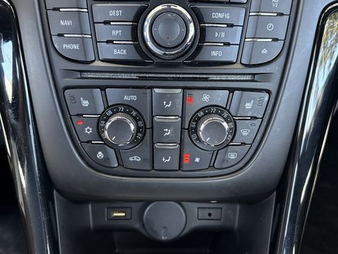 Used 2016 Buick Cascada Premium image 18