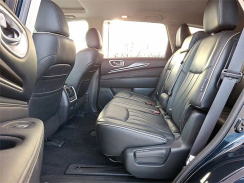 Used 2020 INFINITI QX60 Luxe w/ Essential Package image 13