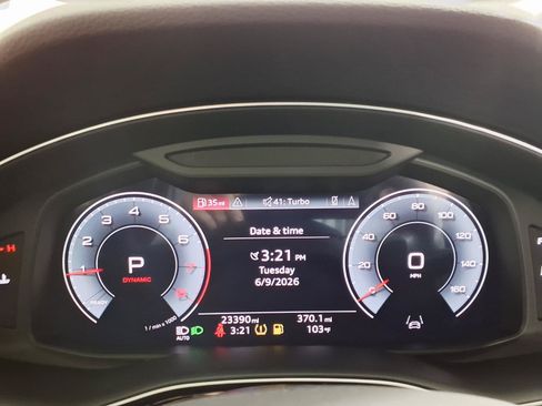Used 2023 Audi Q8 Prestige AWD/4WD image 25