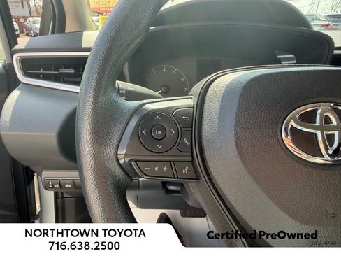 Used 2023 Toyota Corolla LE image 26