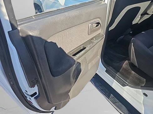Used 2007 Chevrolet Colorado LT image 27