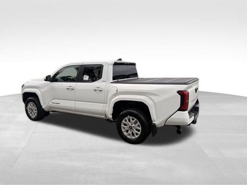 New 2025 Toyota Tacoma SR5 image 3