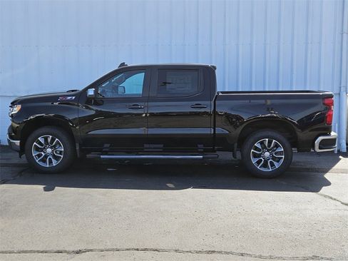 New 2025 Chevrolet Silverado 1500 LT w/ Z71 Off-Road Package image 6