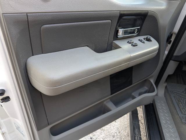 Used 2006 Ford F150 XLT AWD/4WD image 7