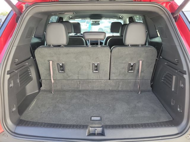 Used 2025 Buick Enclave Preferred FWD image 7