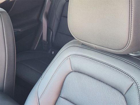 Used 2026 Chevrolet Equinox LT w/ Convenience Package II image 14