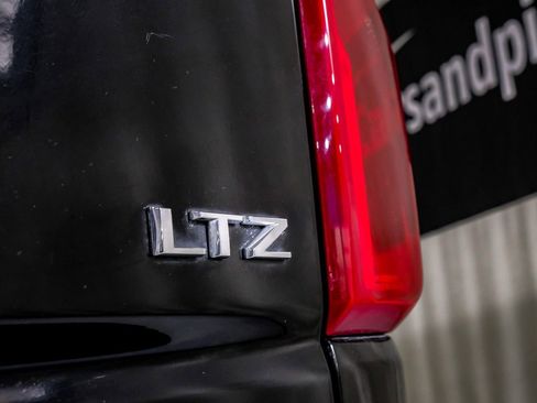 Used 2024 Chevrolet Silverado 3500 LTZ w/ LTZ Plus Package image 48