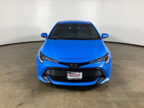 Used 2019 Toyota Corolla SE FWD image 2