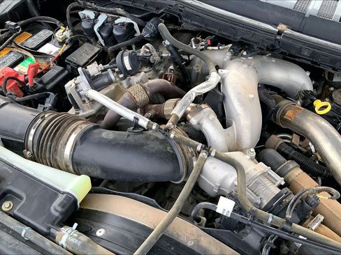 Used 2020 Ford F250 Platinum w/ FX4 Off-Road Package image 34