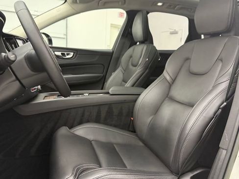 Certified 2023 Volvo XC60 B5 Ultimate w/ Climate Package image 12