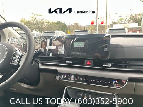 New 2026 Kia Carnival EX FWD image 15