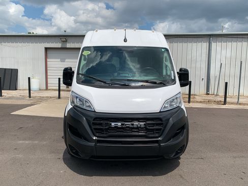 Used 2023 RAM ProMaster 2500 FWD image 9