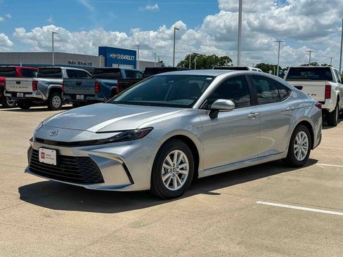 Certified 2026 Toyota Camry LE FWD image 7