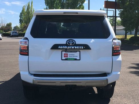 Used 2020 Toyota 4Runner TRD Off-Road w/ Wilderness Package AWD/4WD image 6