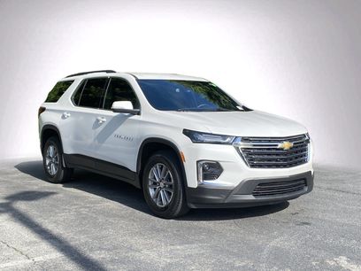 Used 2023 Chevrolet Traverse LT