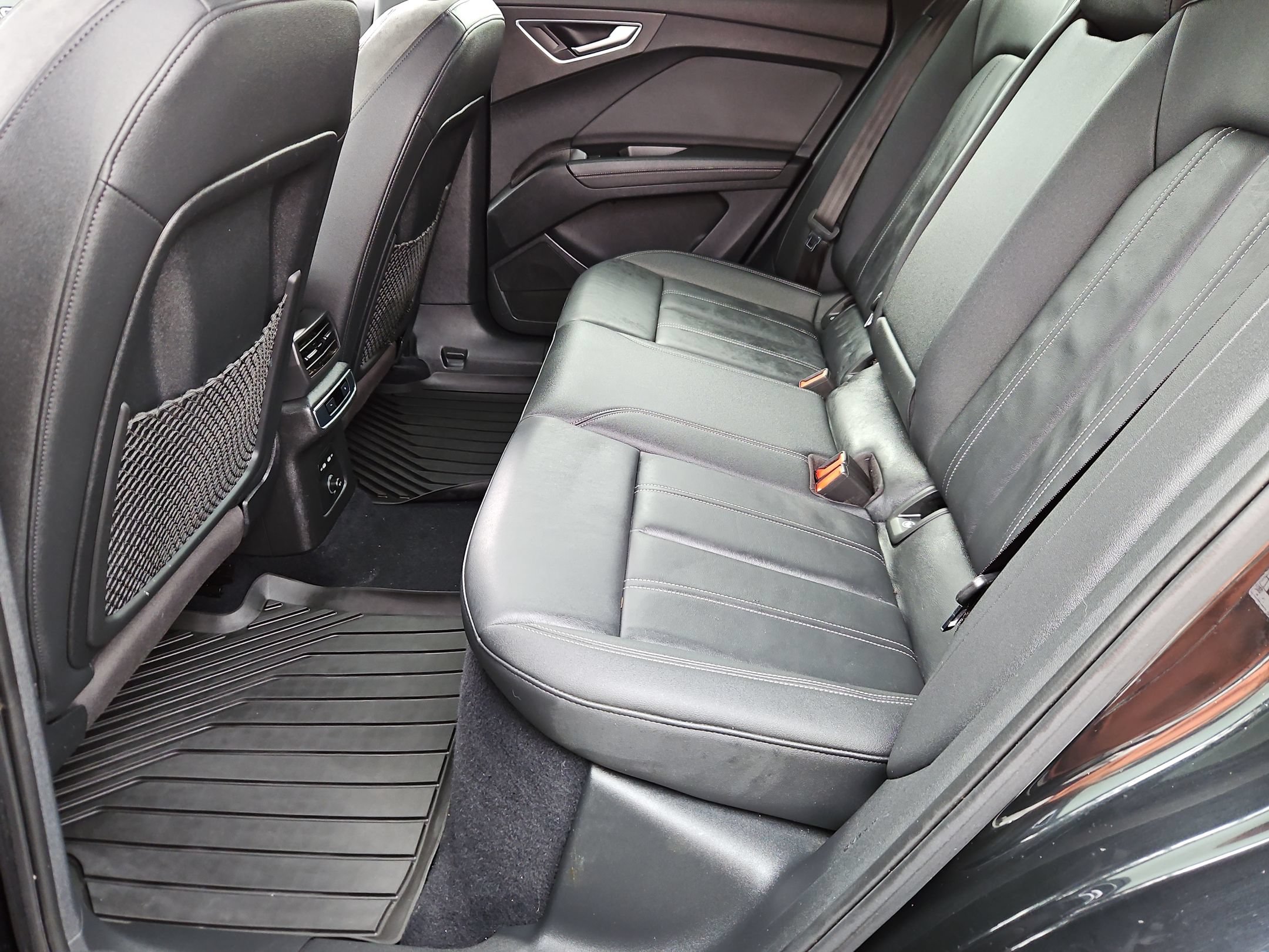 Used 2023 Audi Q4 e-tron Premium AWD/4WD image 24