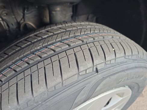 Used 2023 Toyota RAV4 LE image 27