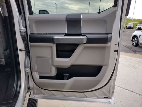 Used 2017 Ford F150 XLT w/ Equipment Group 301A Mid AWD/4WD image 15
