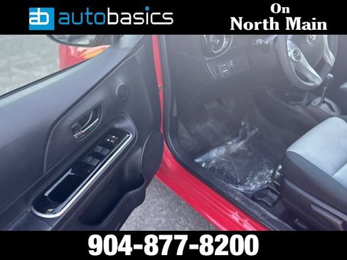 Used 2015 Toyota Prius C Two image 15