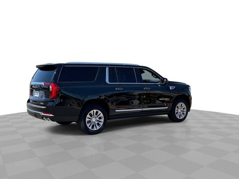 Used 2026 GMC Yukon XL Denali w/ Sun & Power Step Package AWD/4WD image 8